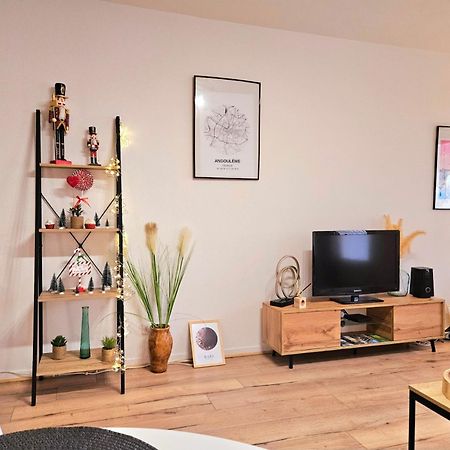 Appartement Cosy Proche Gare - Fibre Optique Et Parking Angoulême Exteriör bild