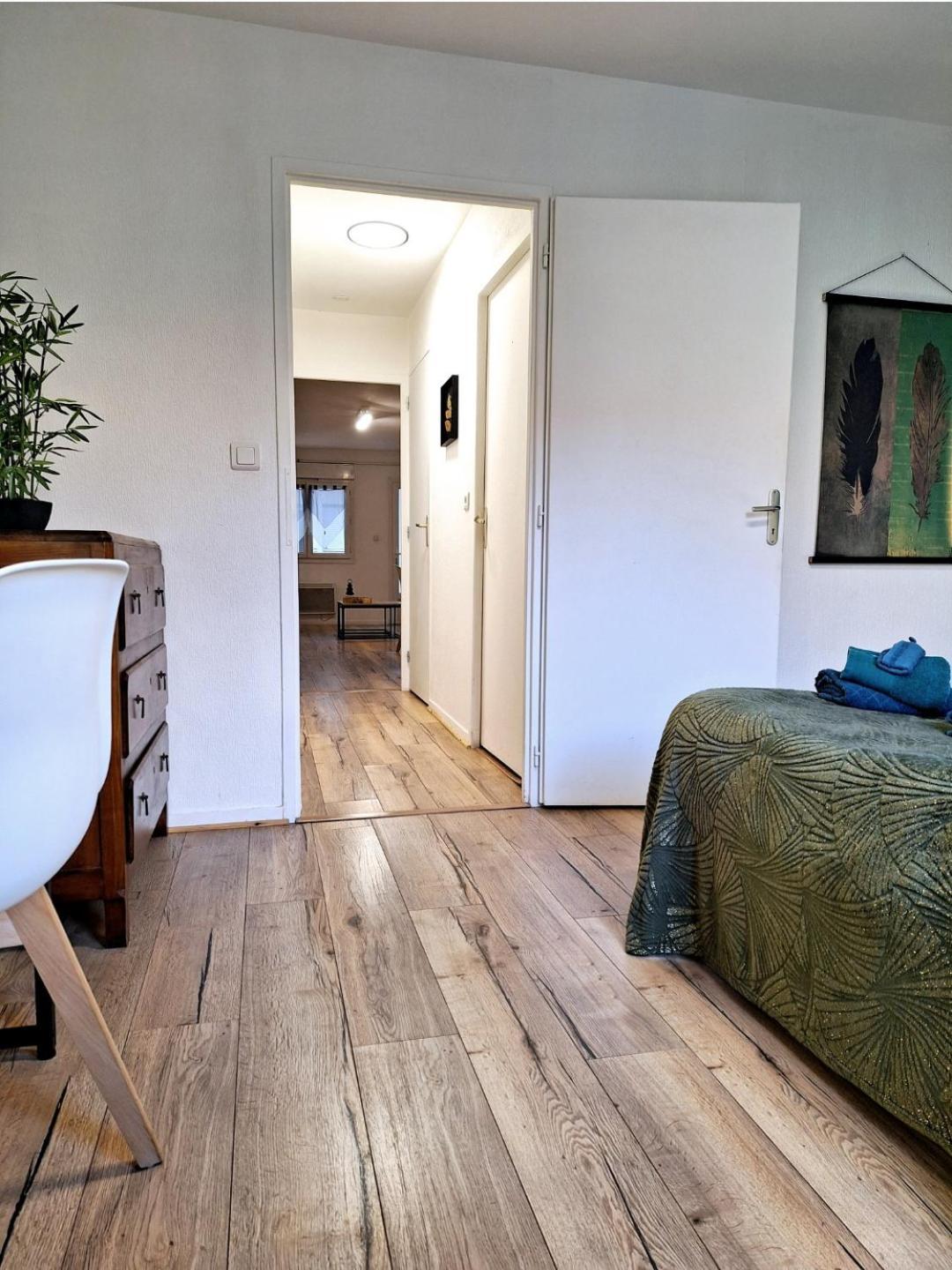 Appartement Cosy Proche Gare - Fibre Optique Et Parking Angoulême Exteriör bild