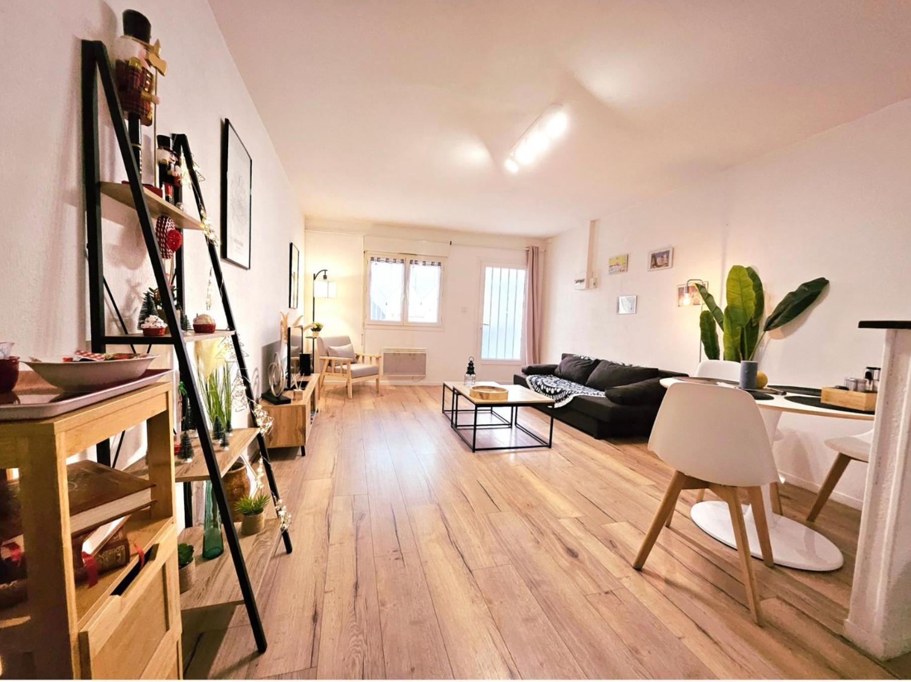 Appartement Cosy Proche Gare - Fibre Optique Et Parking Angoulême Exteriör bild