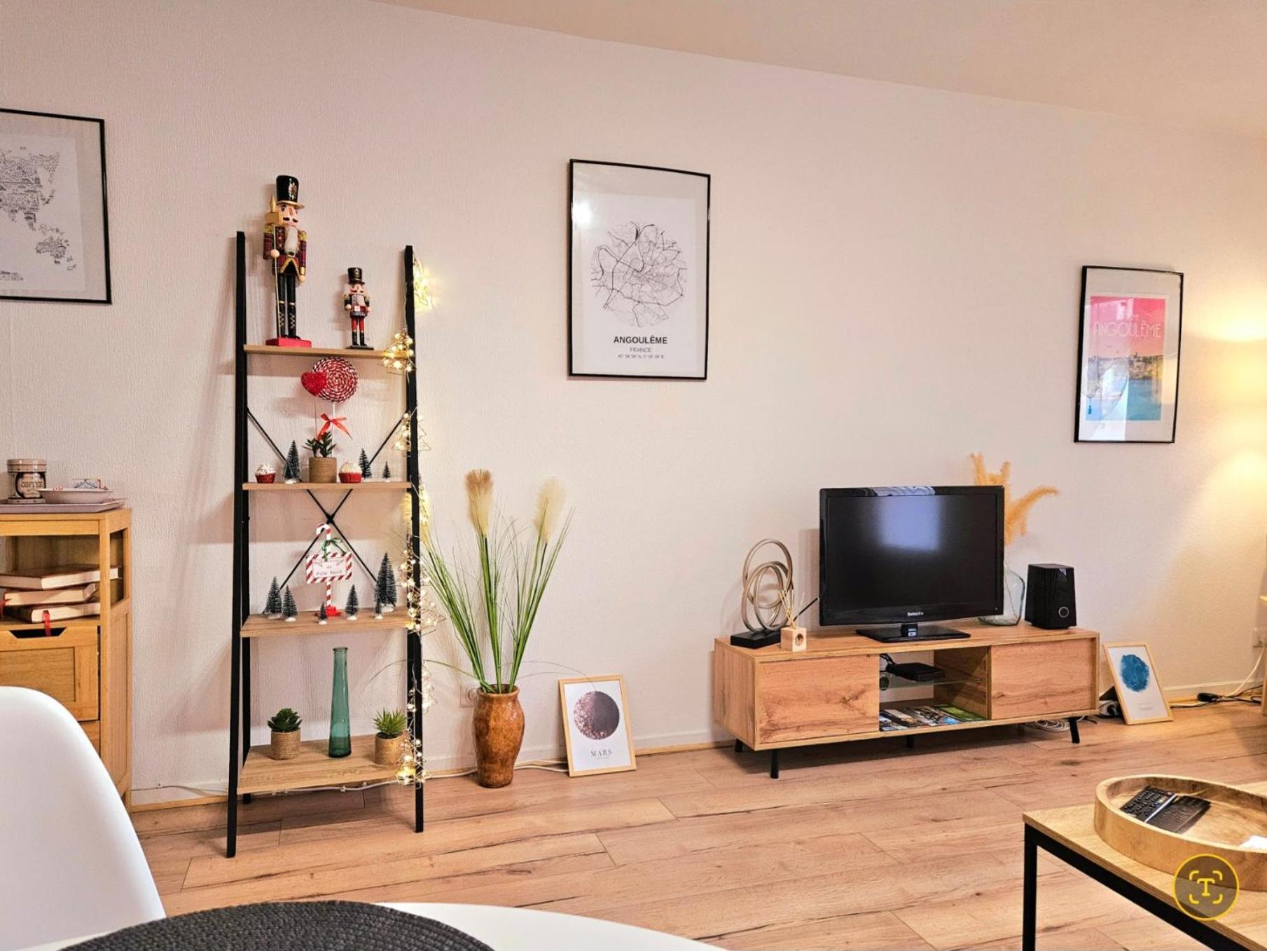 Appartement Cosy Proche Gare - Fibre Optique Et Parking Angoulême Exteriör bild